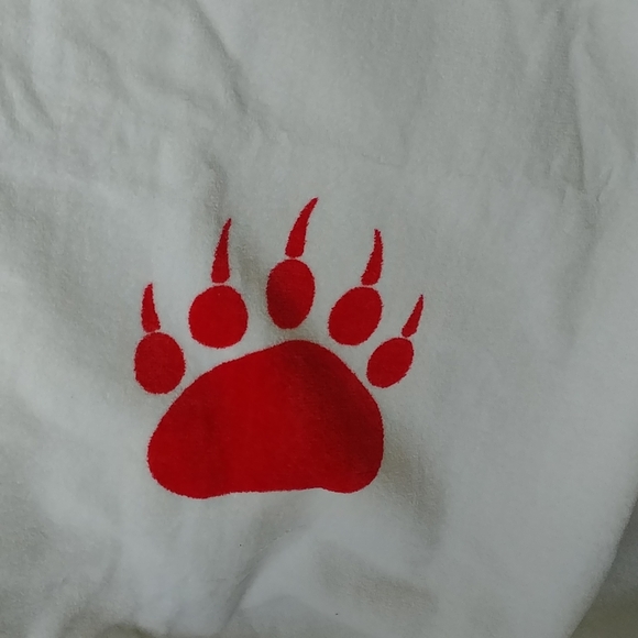 NWOT Beach Towel, 100% Cotton, Length 59 inches, wide 30 inches white/red/black - Picture 4 of 12